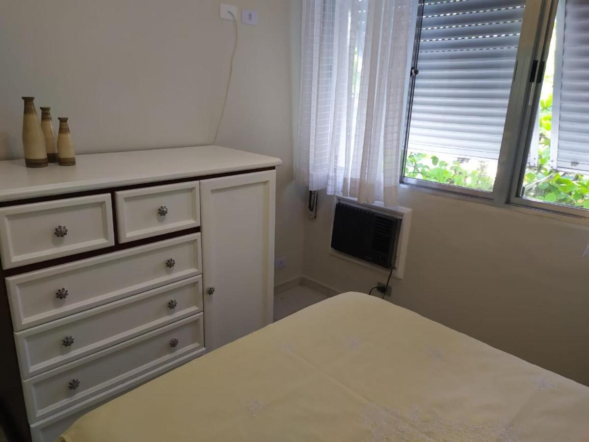 Guaruja Enseada - Apto 200M Da Praia - 02 Dorm. Wi-Fi + Ar + Estacionamento المظهر الخارجي الصورة